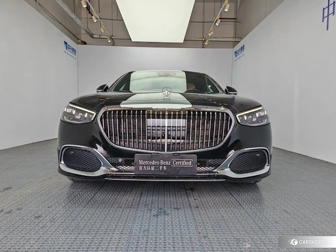Mercedes-Benz Maybach S-Class 2025 Черный из Китая, фото 2