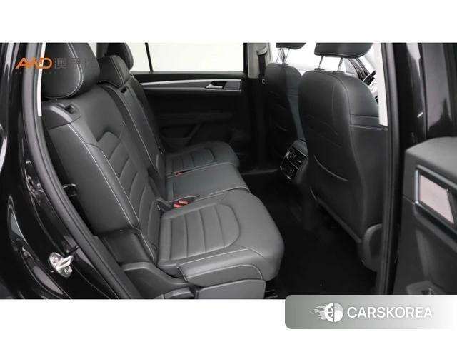 Volkswagen Tourang 2019 Черный из Китая, фото 2