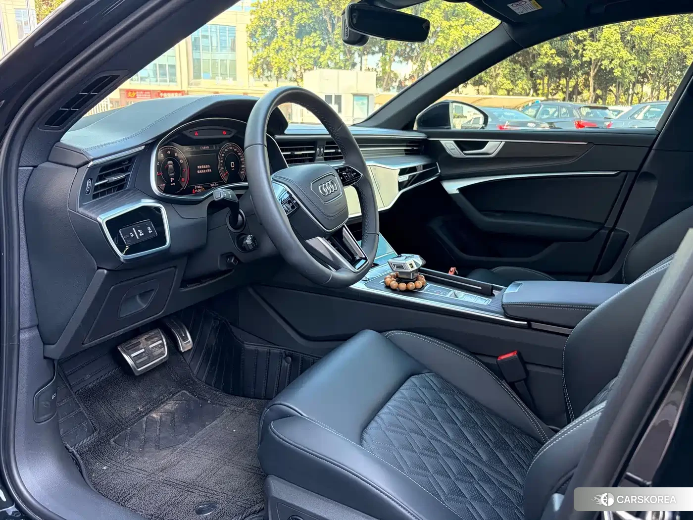 Audi A6L 2025 Черный из Китая, фото 2