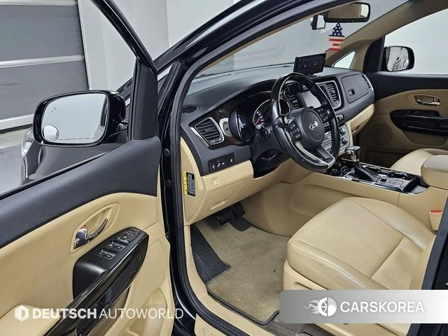 Kia The New Carnival 2018 Черный из Кореи, фото 2