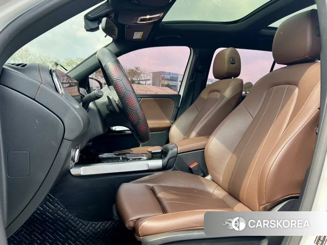 Mercedes-Benz GLB 2022 Белый из Китая, фото 2