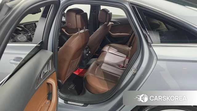 Audi New A6 2018 Серебристо-серый из Кореи, фото 2