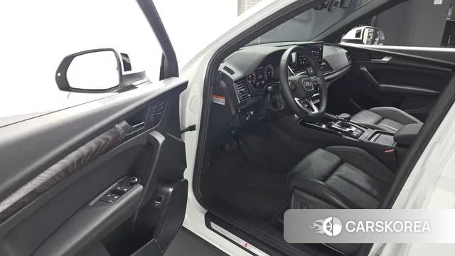 Audi Q5 (FY) 2023 Белый из Кореи, фото 2