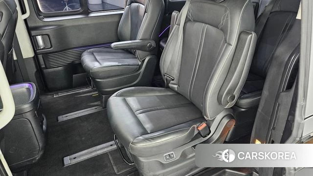 Hyundai Staria 2022 Черный из Кореи, фото 2