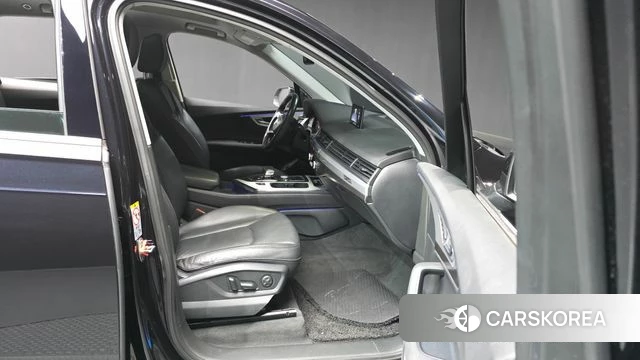 Audi Q7 (4M) 2019 Черный из Кореи, фото 2