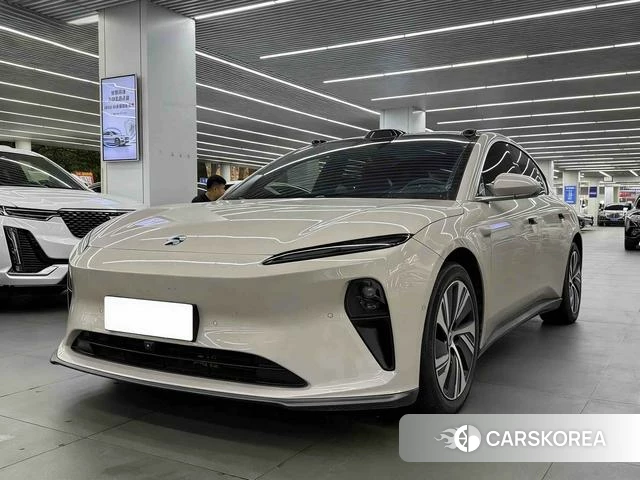 Weilai ET5 2023 Другой из Китая, фото 2