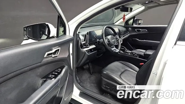 Kia Sportage 5th Generation Hybrid 2023 Белый из Кореи, фото 2