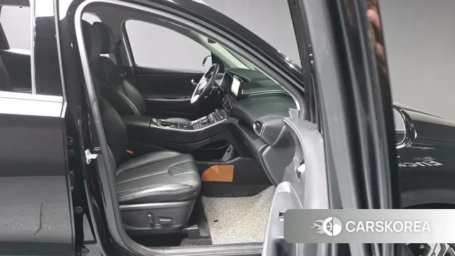 Hyundai The New Santa Fe 2023 Черный из Кореи, фото 2