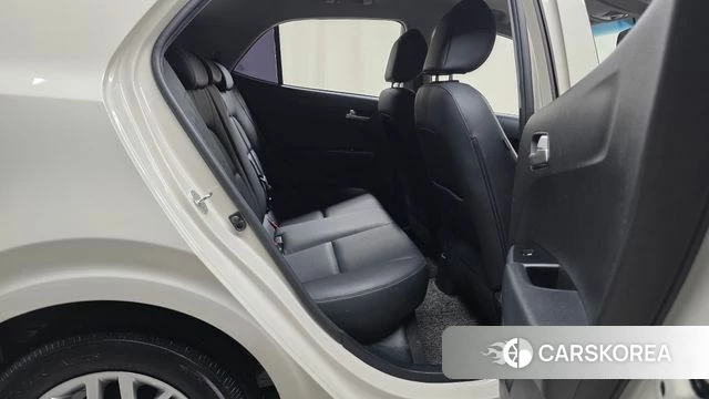 Kia Morning Urban (JA) 2022 Жемчужный цвет из Кореи, фото 2