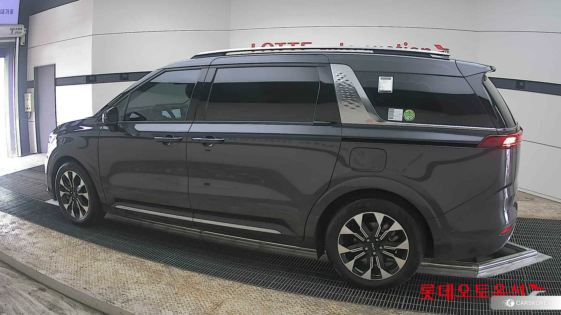 Kia Carnival Limousine 2023 Другое из Кореи, фото 2