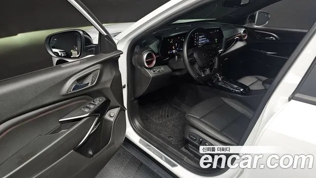 Chevrolet (GM Daewoo) Trax Crossover 2023 Белый из Кореи, фото 2