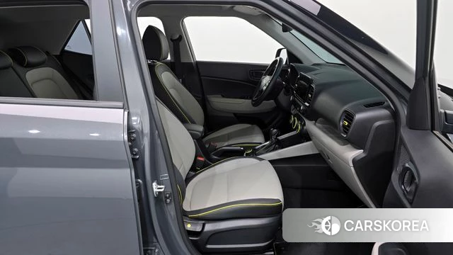 Hyundai Venue 2025 Серый из Кореи, фото 2