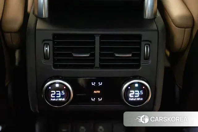 Land Rover Discovery 5 2023 Серый из Кореи, фото 2