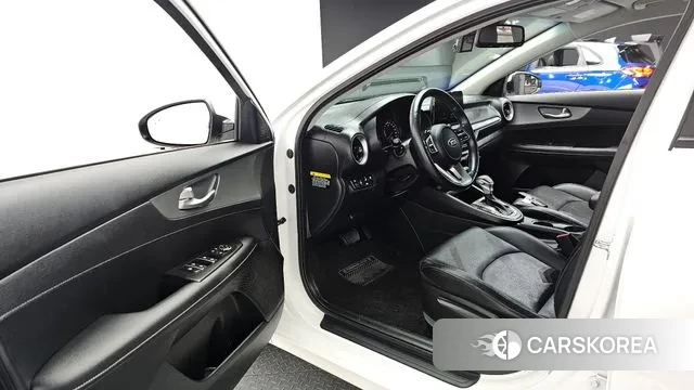 Kia Come New K3 2021 Белый из Кореи, фото 2