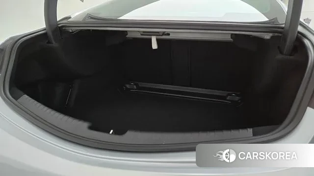 Mercedes-Benz CLE-Class C236 2024 Серебряный из Кореи, фото 2