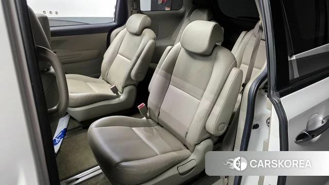 Kia The New Carnival 2019 Белый из Кореи, фото 2