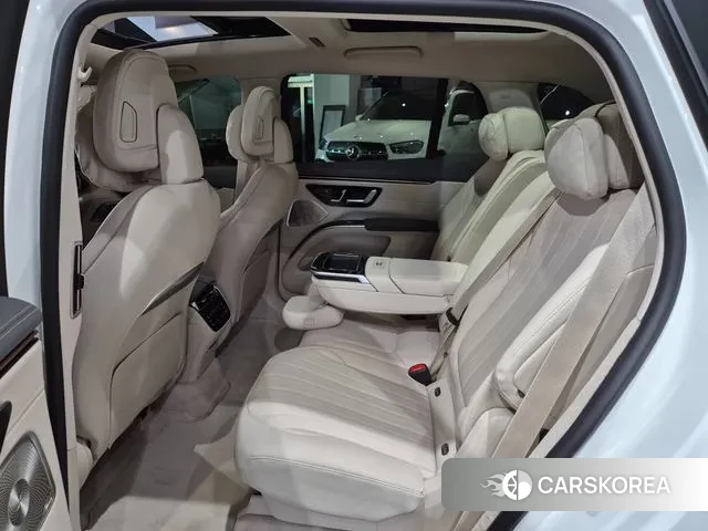 Mercedes-Benz EQS SUV X296 2025 Белый из Кореи, фото 2