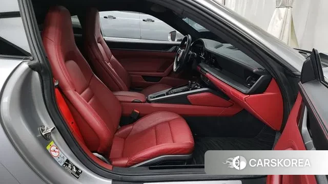 Porsche 911(992) 2020 Серебристо-серый из Кореи, фото 2