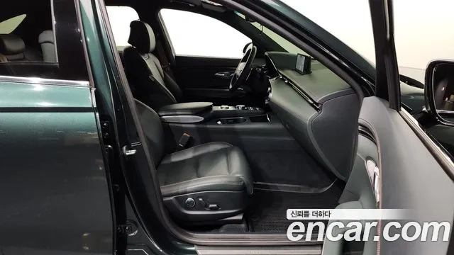 Genesis GV70 2021 Зеленый из Кореи, фото 2