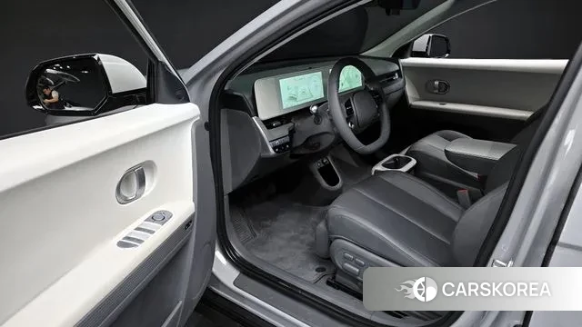 Hyundai Ionic 5 2022 Серебристо-серый из Кореи, фото 2