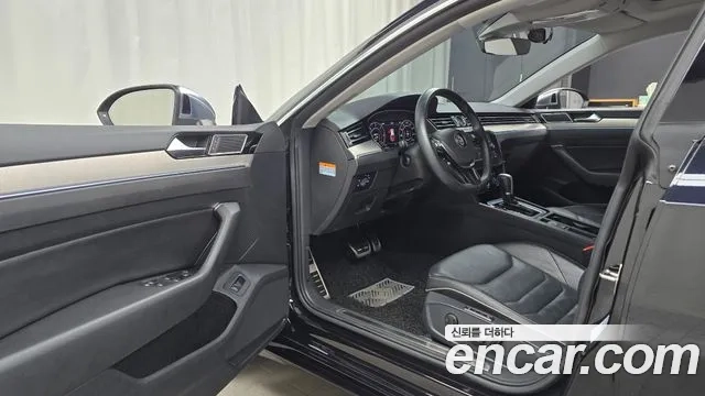 Volkswagen Arteon 2019 Черный из Кореи, фото 2