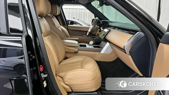 Land Rover Range Rover 5th Generation 2023 Черный из Кореи, фото 2