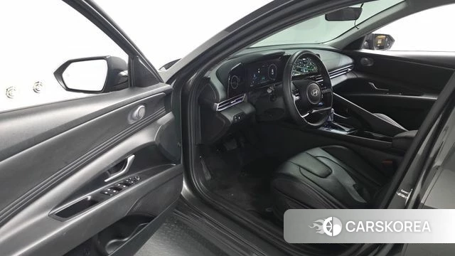 Hyundai The New Avante (CN7) 2023 Серый из Кореи, фото 2