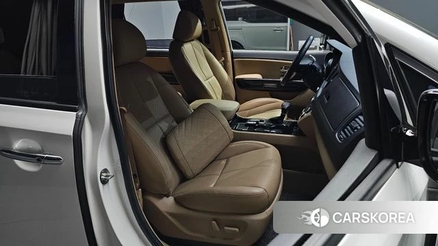 Kia The New Carnival 2020 Белый из Кореи, фото 2