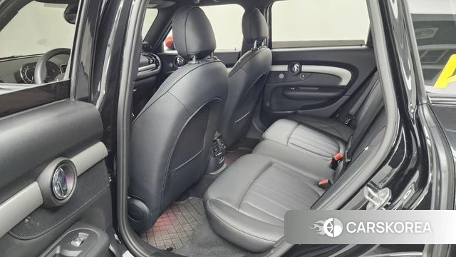 Mini Cooper S Clubman 2023 Черный из Кореи, фото 2
