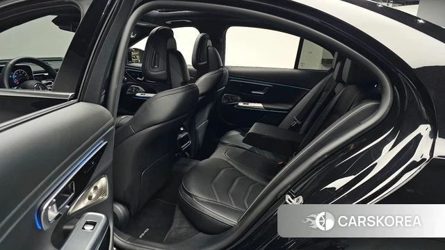 Mercedes-Benz E-Class W214 2025 Черный из Кореи, фото 2
