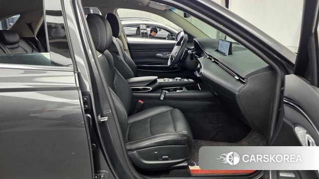 Genesis GV70 2022 Серый из Кореи, фото 2