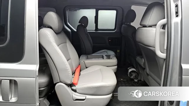 Hyundai The New Grand Starex 2020 Серебряный из Кореи, фото 2