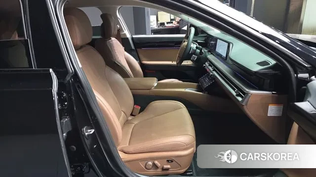 Hyundai Grandeur Hybrid (GN7) 2023 Черный из Кореи, фото 2