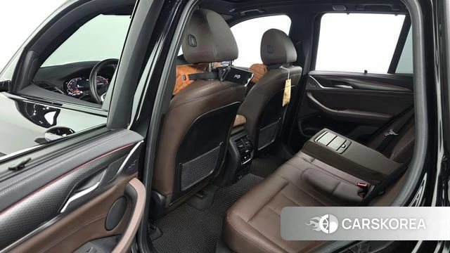 BMW X3 (G01) 2023 Черный из Кореи, фото 2
