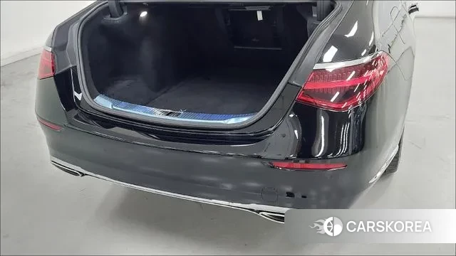 Mercedes-Benz S-Class W223 2023 Черный из Кореи, фото 2