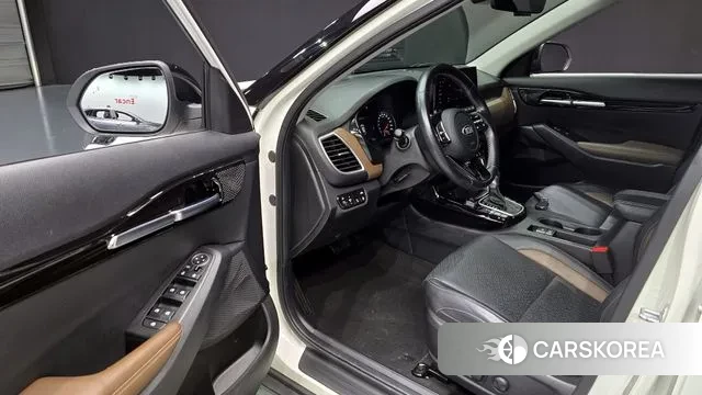 Kia Seltos 2020 Белый из Кореи, фото 2