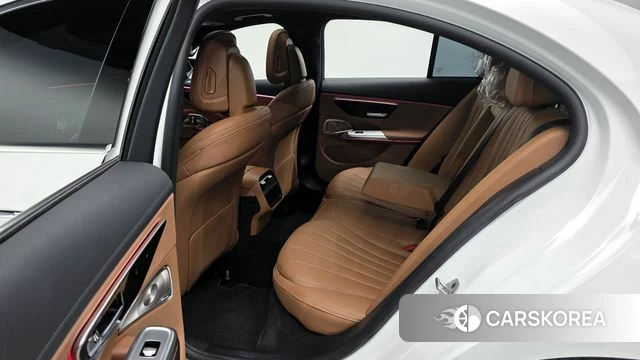 Mercedes-Benz E-Class W214 2024 Белый из Кореи, фото 2