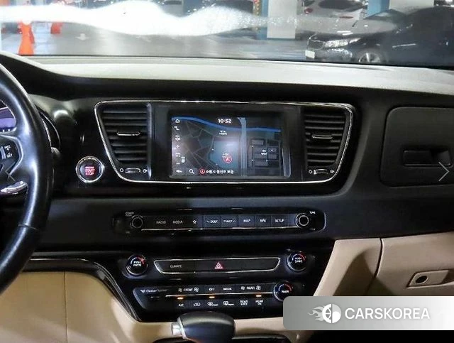 Kia The New Carnival 2018 Черный из Кореи, фото 2