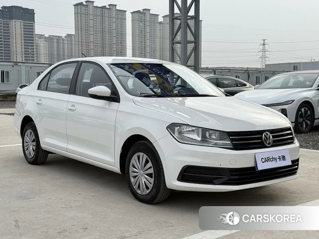 Volkswagen Santana 2021 Белый из Китая, фото 2