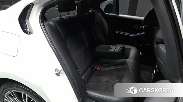 BMW 3 Series (G20) 2020 Белый из Кореи, фото 2