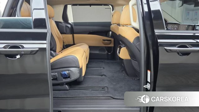 Kia Carnival 4th generation 2023 Черный из Кореи, фото 2