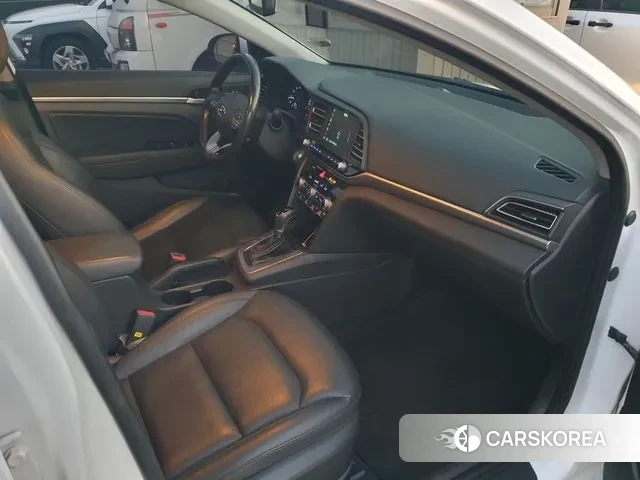 Hyundai The New Avante AD 2018 Белый из Кореи, фото 2