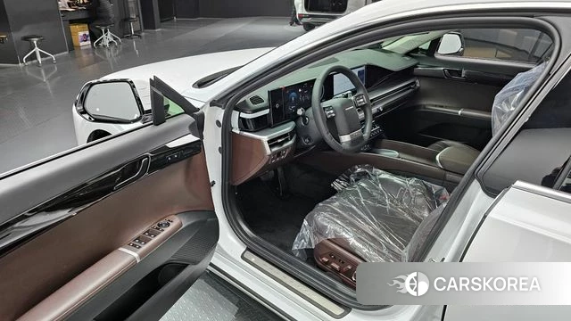 Hyundai Grandeur Hybrid (GN7) 2024 Белый из Кореи, фото 2