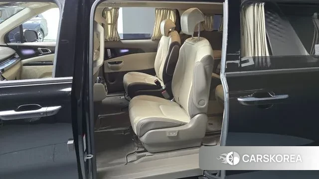 Kia Carnival 4th generation 2021 Черный из Кореи, фото 2