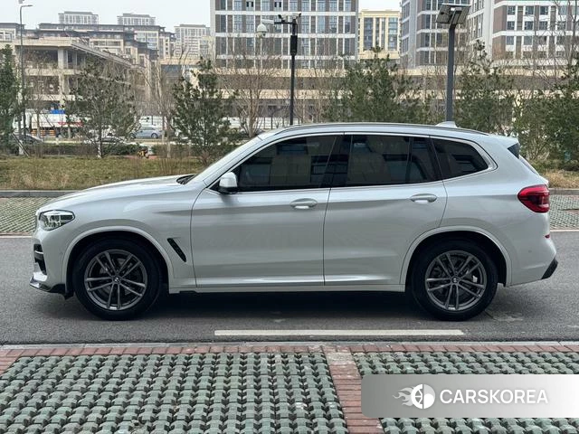 BMW X3 2021 Белый из Китая, фото 2
