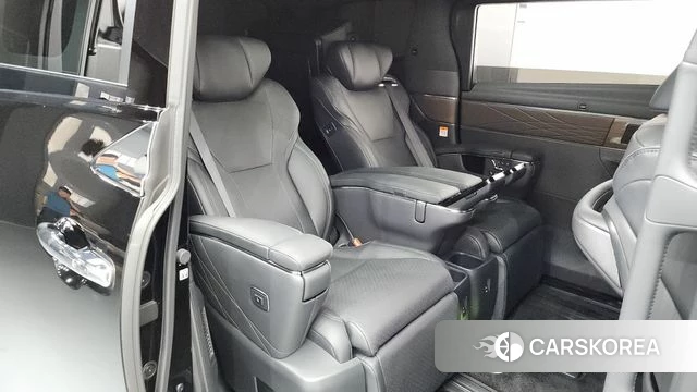 Toyota Alphard 4th Generation 2025 Черный из Кореи, фото 2
