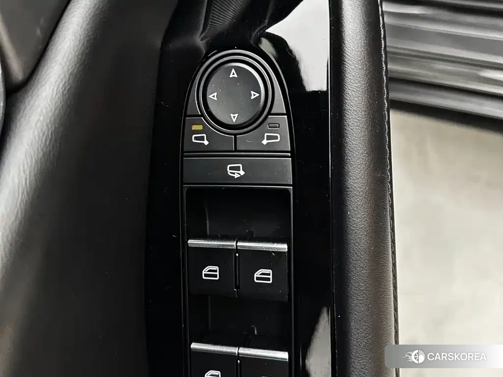 Mazda 3 2022 Silver/gray из Китая, фото 2