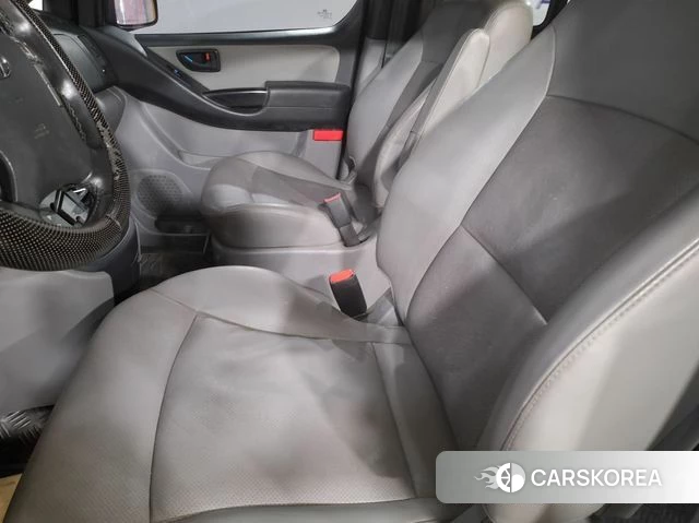 Hyundai The New Grand Starex 2019 Черный из Кореи, фото 2