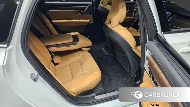 Volvo S90 2025 Белый из Кореи, фото 2