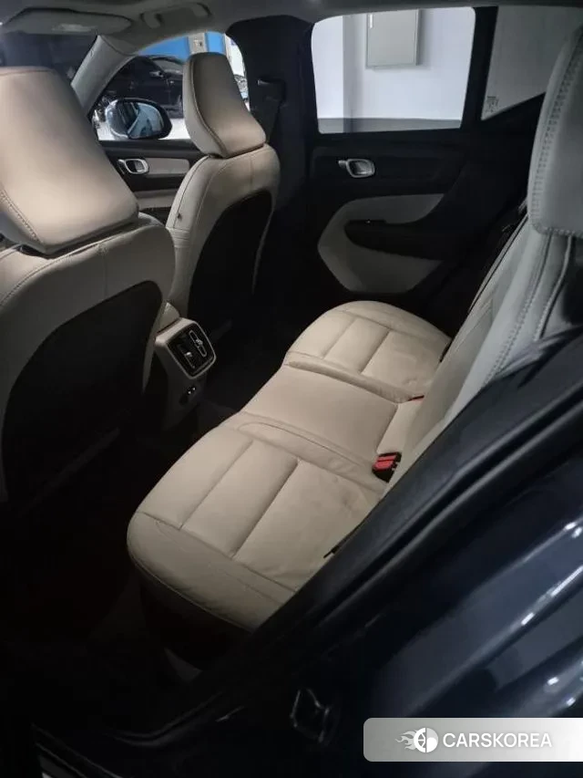 Volvo XC40 id 3529183 из Кореи 2